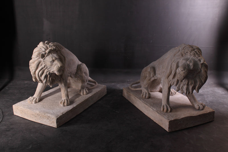 Pair of Guard Lions Entry Gate Stone Cast