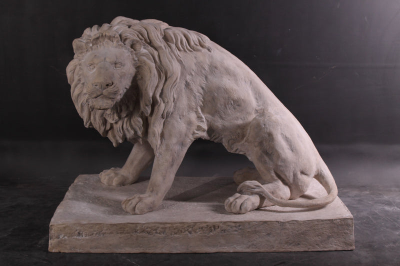 Pair of Guard Lions Entry Gate Stone Cast